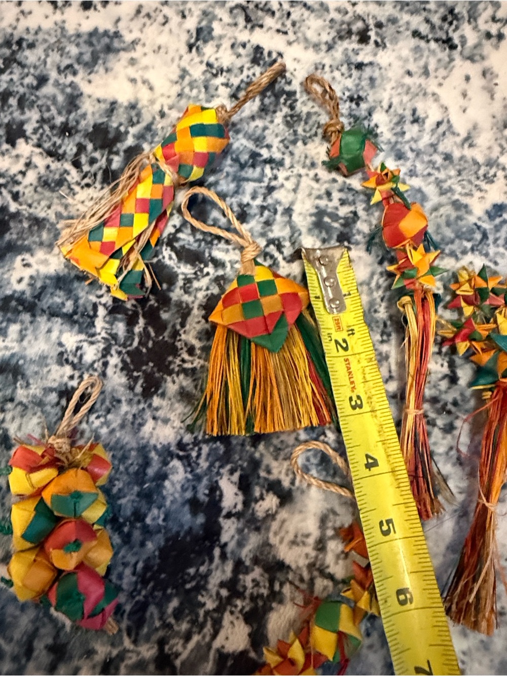 NEW Bird Toy Bundle Natural Woven Chew Toys Parrot Conure Cockatiel Set Colorful - Picture 2 of 6